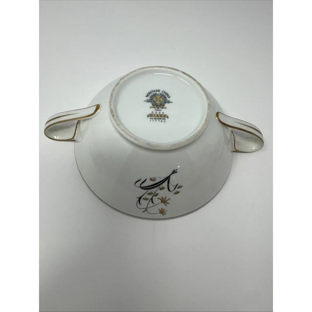 Vintage/Discontinued Noritake Diana 5522 Creamer and Sugar Bowl w/ lid gold rim